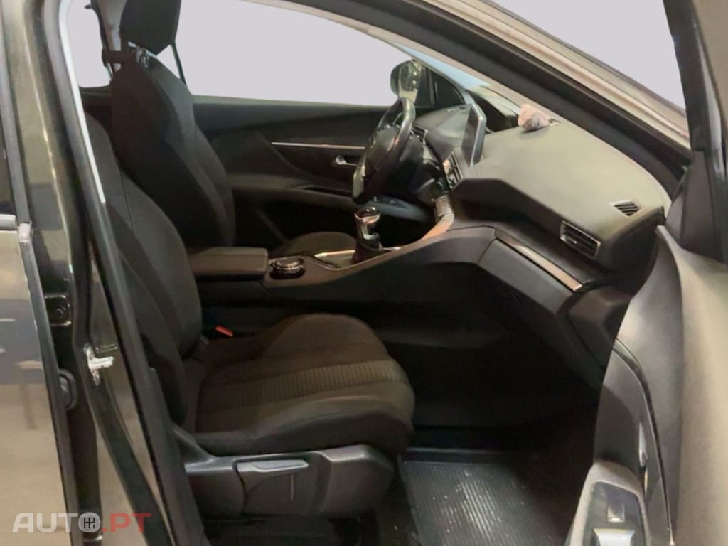 Peugeot 5008 1.2 PureTech Allure