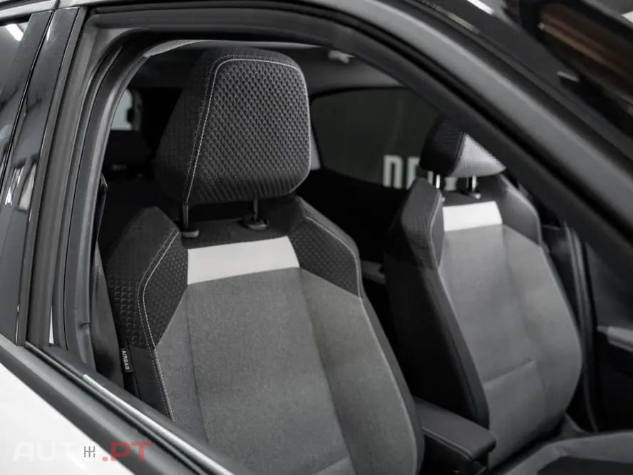 Opel Frontera 1.2 Hybrid GS eDCT