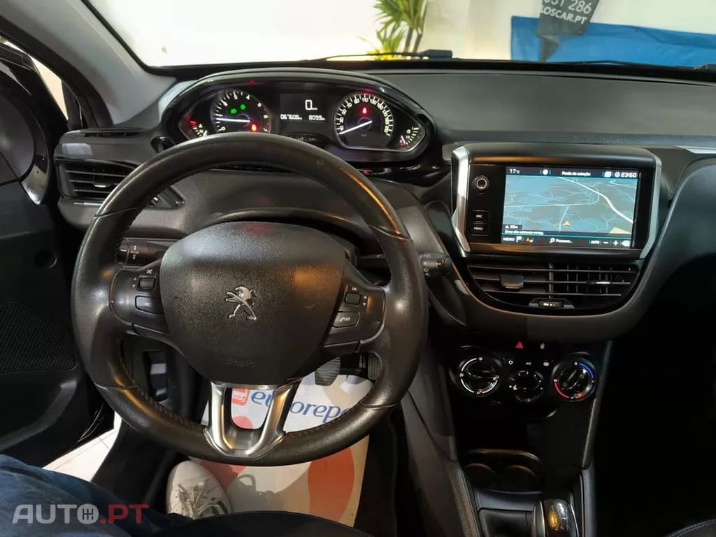 Peugeot 208  Puretech 82 Start Stop Style