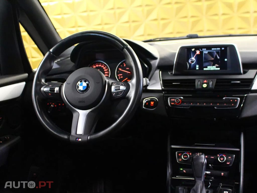 BMW 218 d Line Sport Auto