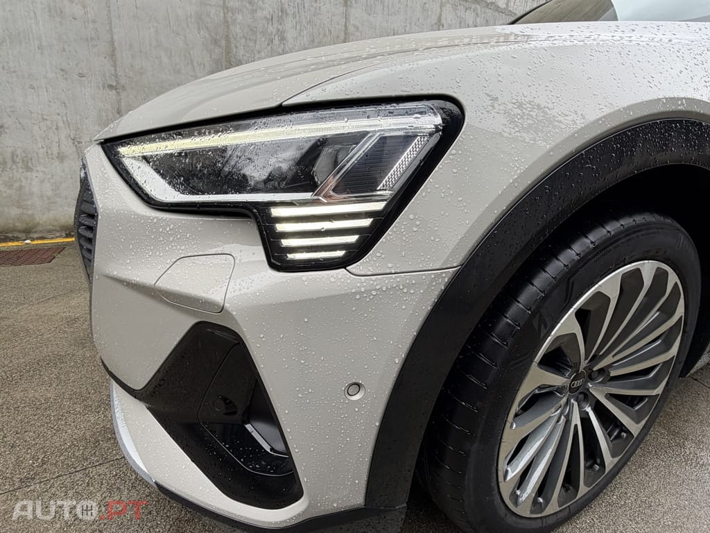 Audi E-Tron 55 quattro S line