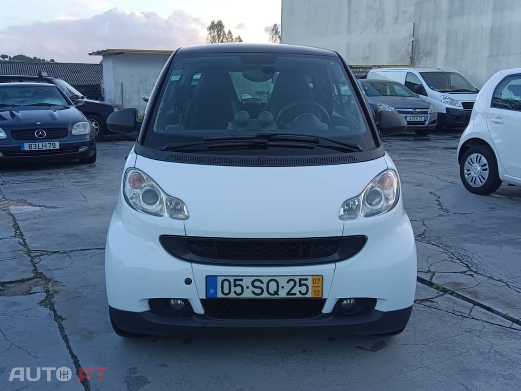 Smart ForTwo Outro