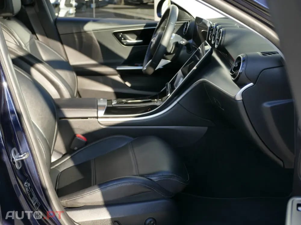 Mercedes-Benz C 300 e Avantgarde