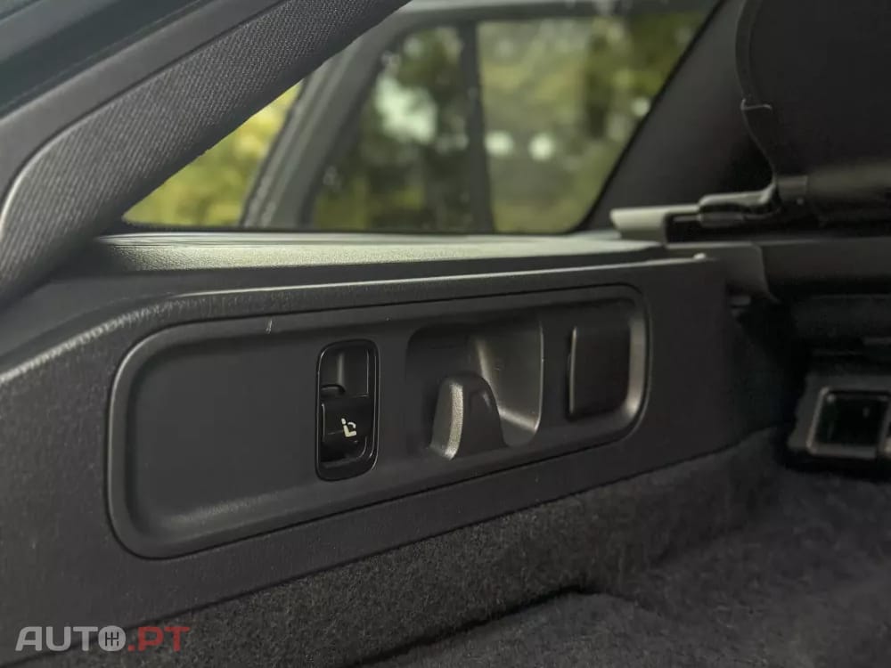 Mercedes-Benz C 300 e T 9G-TRONIC AMG Line Advanced