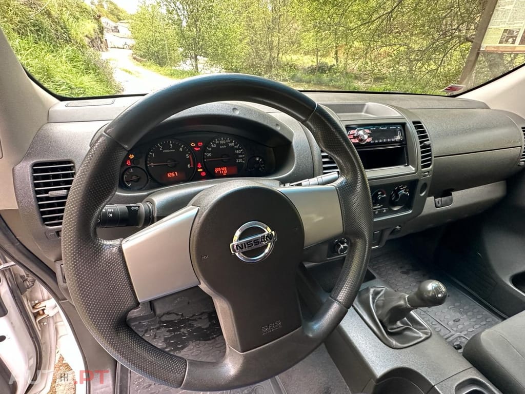Nissan Navara 2.5 dCi CD LE 4WD