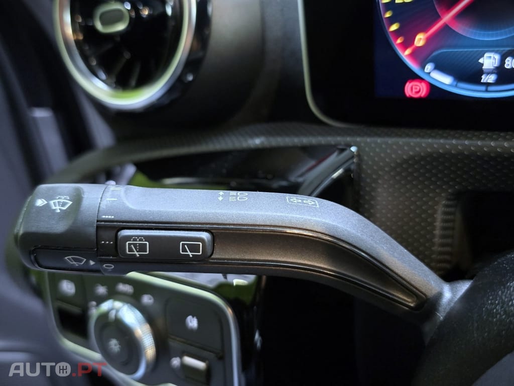 Mercedes-Benz A 180 7G-DCT AMG Line