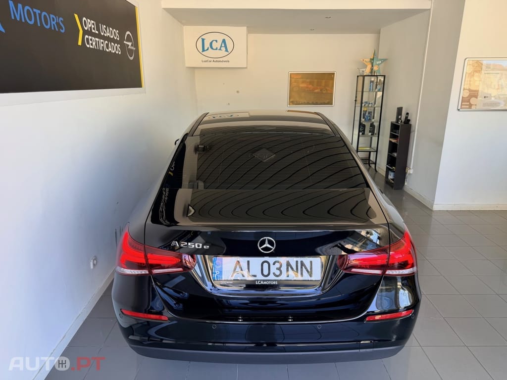 Mercedes-Benz A 250 Limousine Style Plus