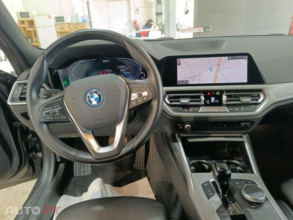 BMW 320 e Corporate Edition Auto