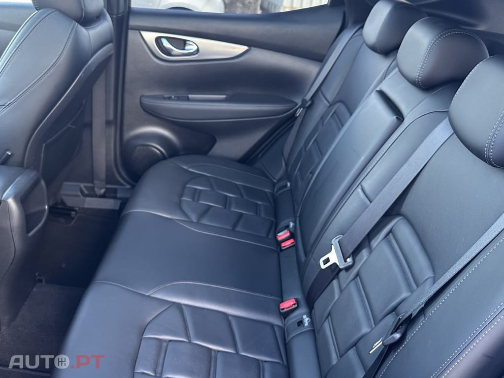 Nissan Qashqai 1.2 DIG-T Tekna Premium Bose