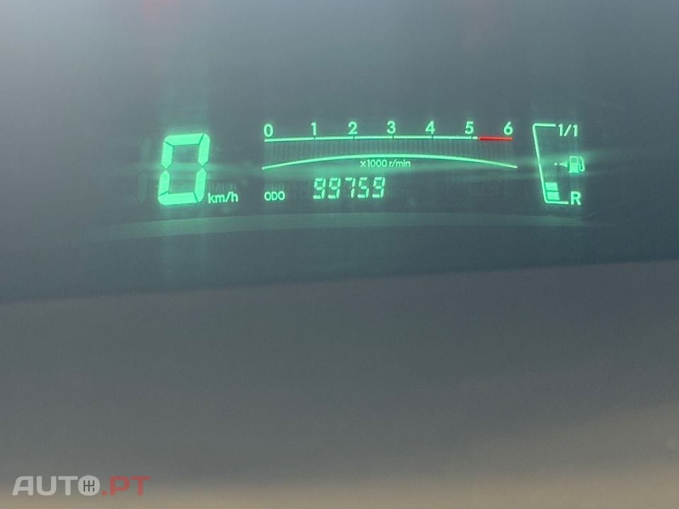 Toyota Yaris 1.4 D-4D Comfort+AC+VSC — fotografia 7
