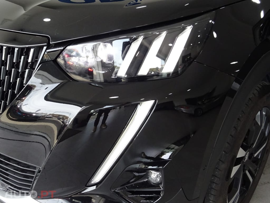 Peugeot 2008 1.2 PureTech GT