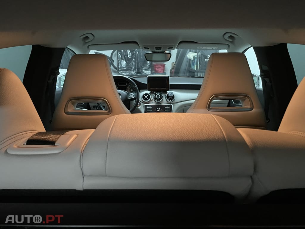 Mercedes-Benz CLA 220 Shooting Brake