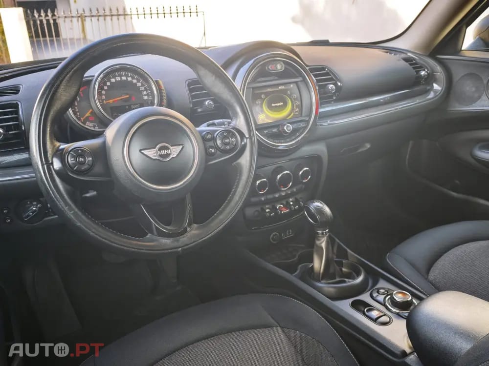 MINI Clubman One D Aut. Blackyard
