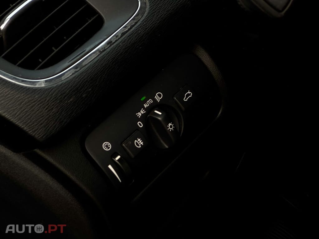 Volvo V40 2.0 D3 Momentum