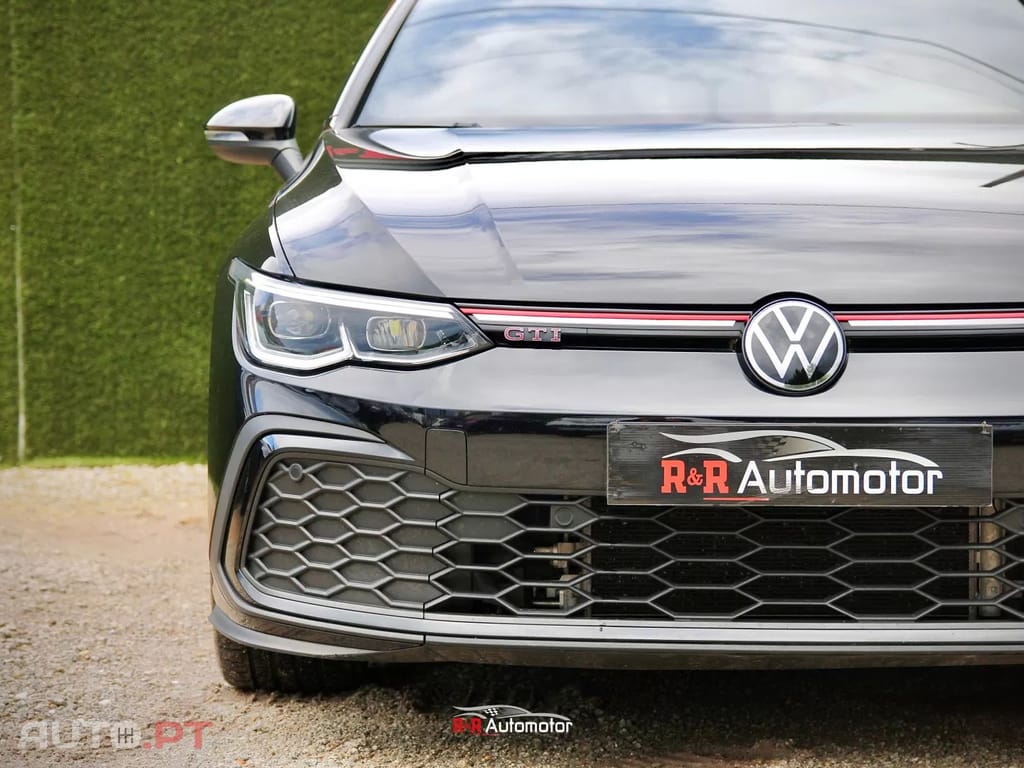 Volkswagen Golf 2.0 TSI GTI DSG Performance