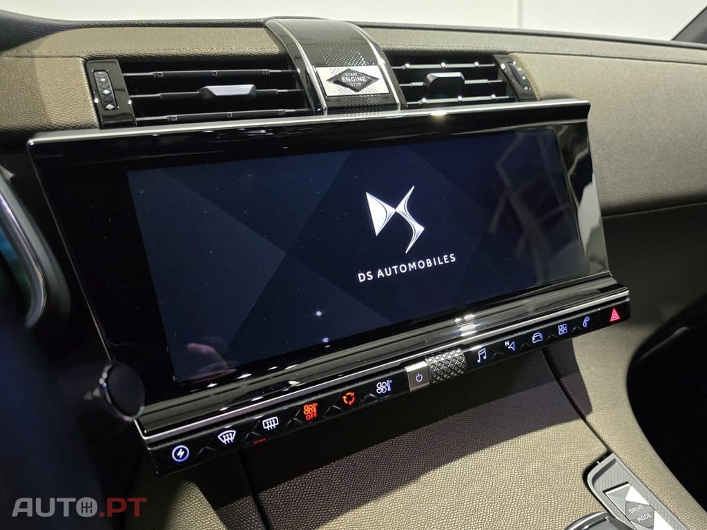 DS DS7 Crossback E-Tense Bastille+ EAT8