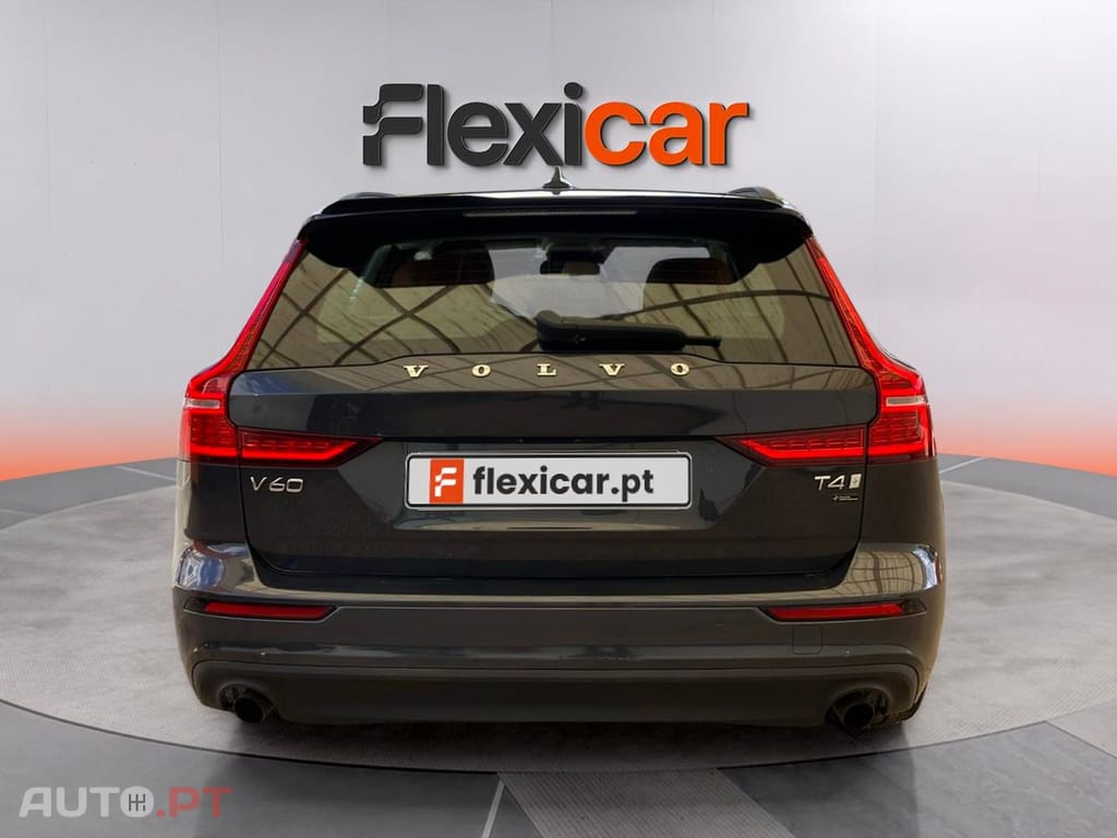 Volvo V60 T4 MOMENTUM PLUS