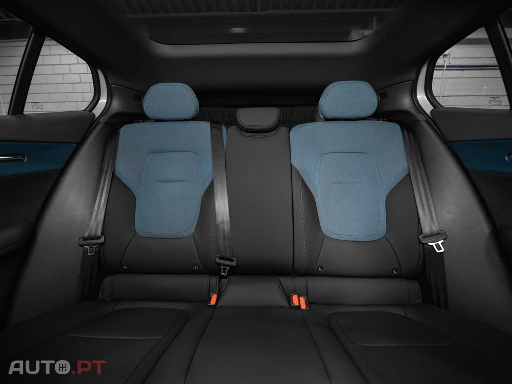 Volvo EX30 69 kWh Twin Motor Ultra