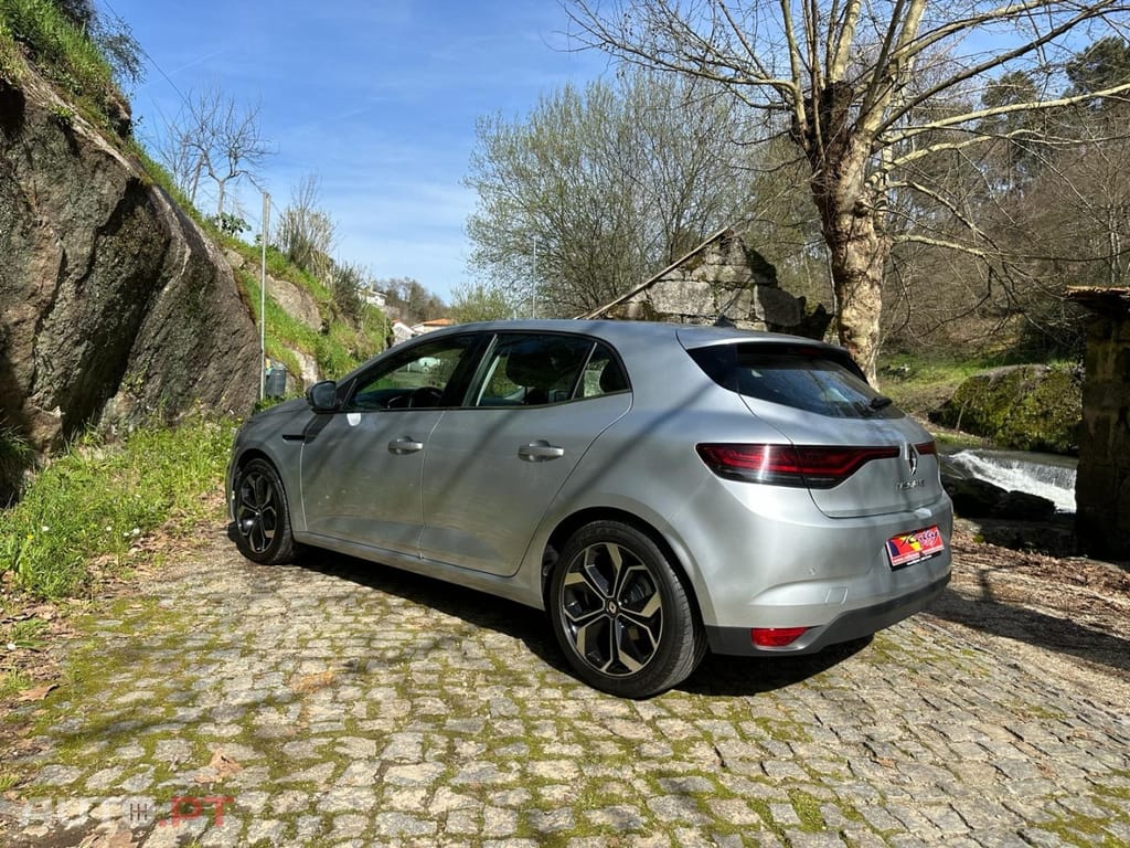 Renault Mégane 1.5 Blue dCi Limited J17