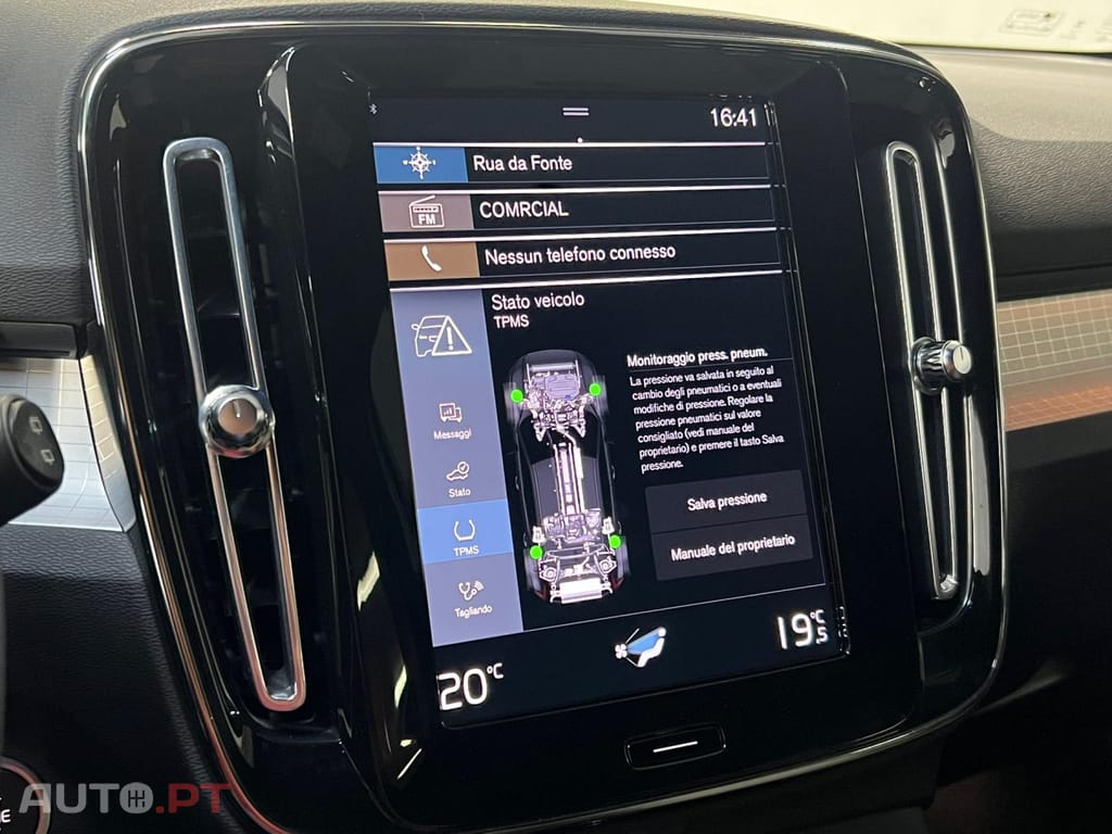 Volvo XC40 1.5 T4 211 Core PG HYBRID