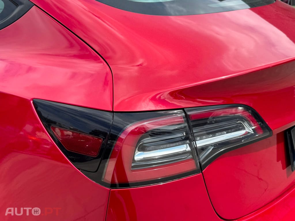 Tesla Model 3 Standard Range Plus RWD