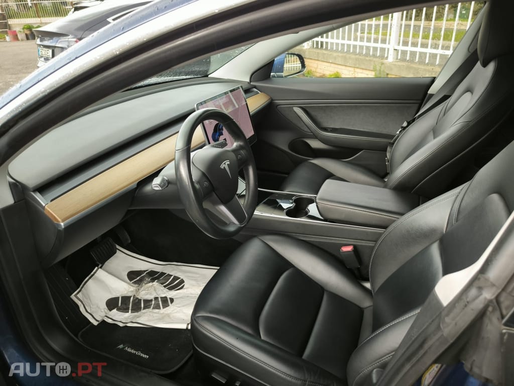 Tesla Model 3 Long Range AWD Dual Motor