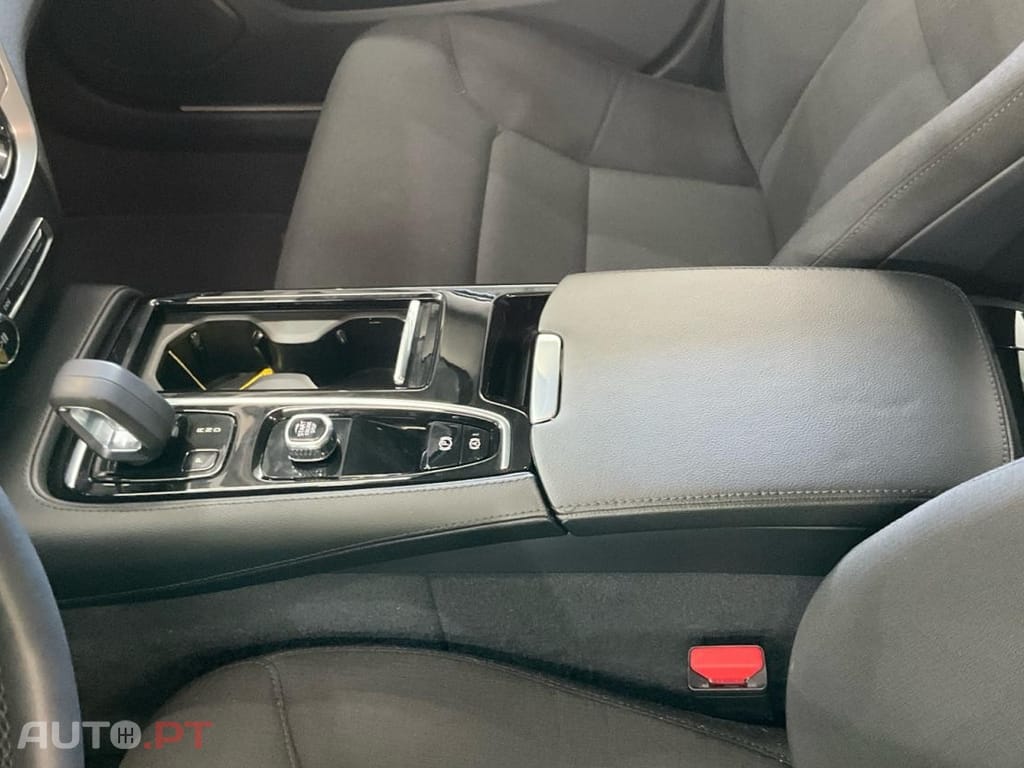 Volvo V60 2.0 T6 AWD TE Inscription Expression