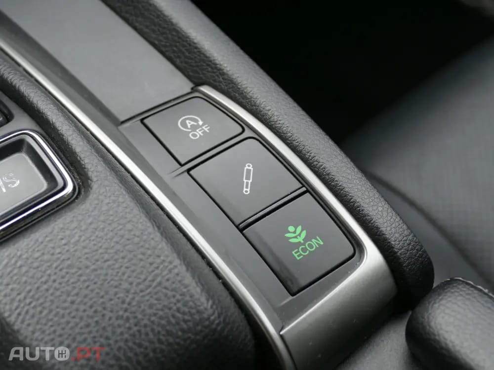 Honda Civic 1.6 i-DTEC Executive Premium 9AT