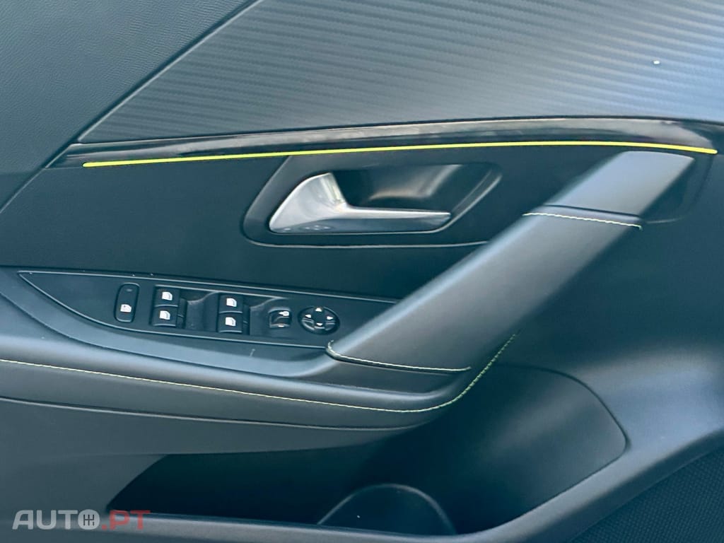 Peugeot E-208 50 kWh GT Line