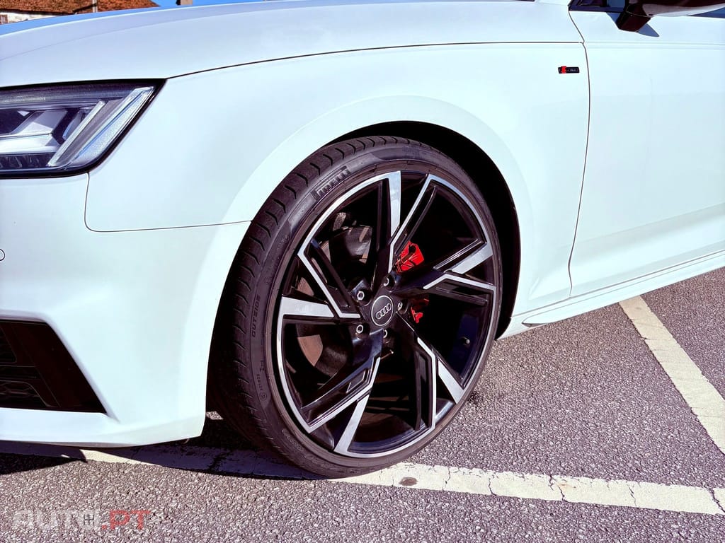 Audi A4 Avant 2.0 TDI S-line S tronic