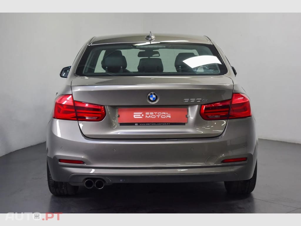 BMW 330 e iPerformance Advantage