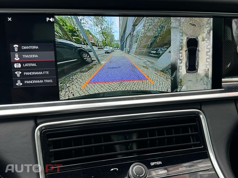 Porsche Panamera 4 E-Hybrid