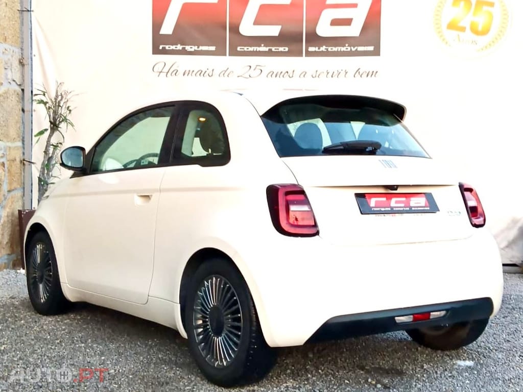 Fiat 500e 500e 42kWh ICON