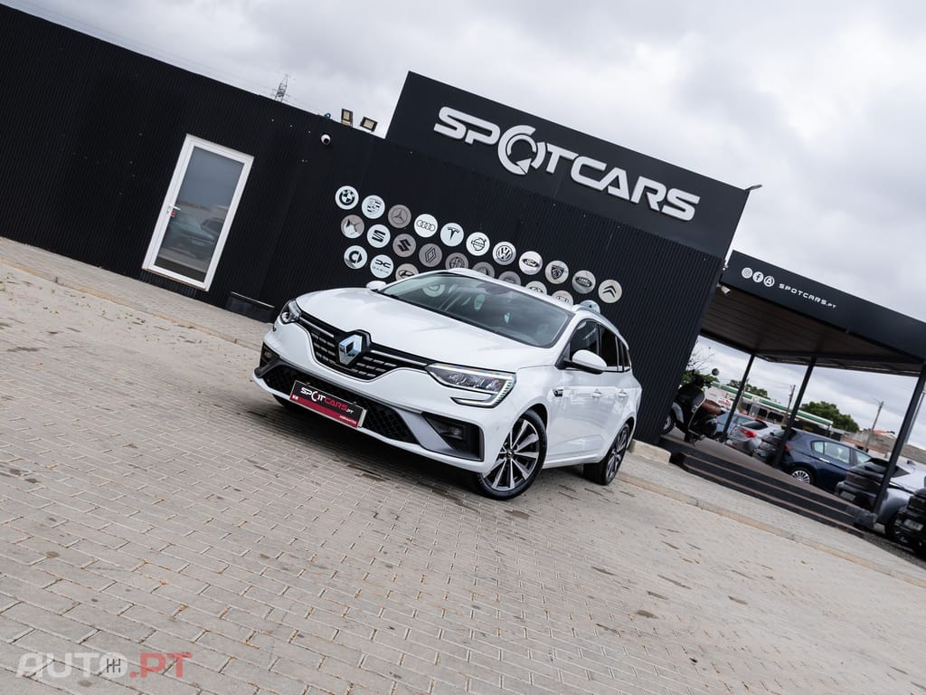 Renault Mégane Sport Tourer 1.5 Blue dCi R.S. Line