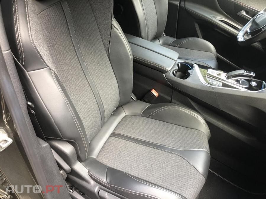 Peugeot 3008 1.6 Hybrid GT e-EAT8
