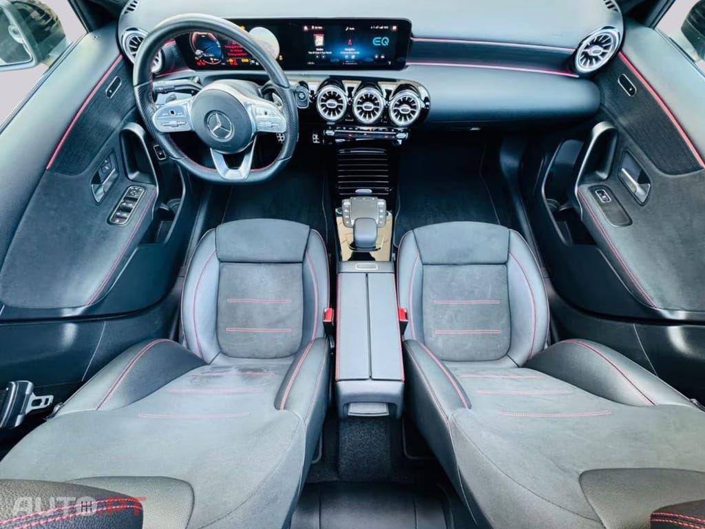 Mercedes-Benz A 250 I.V.A DEDUTIVEL AMG