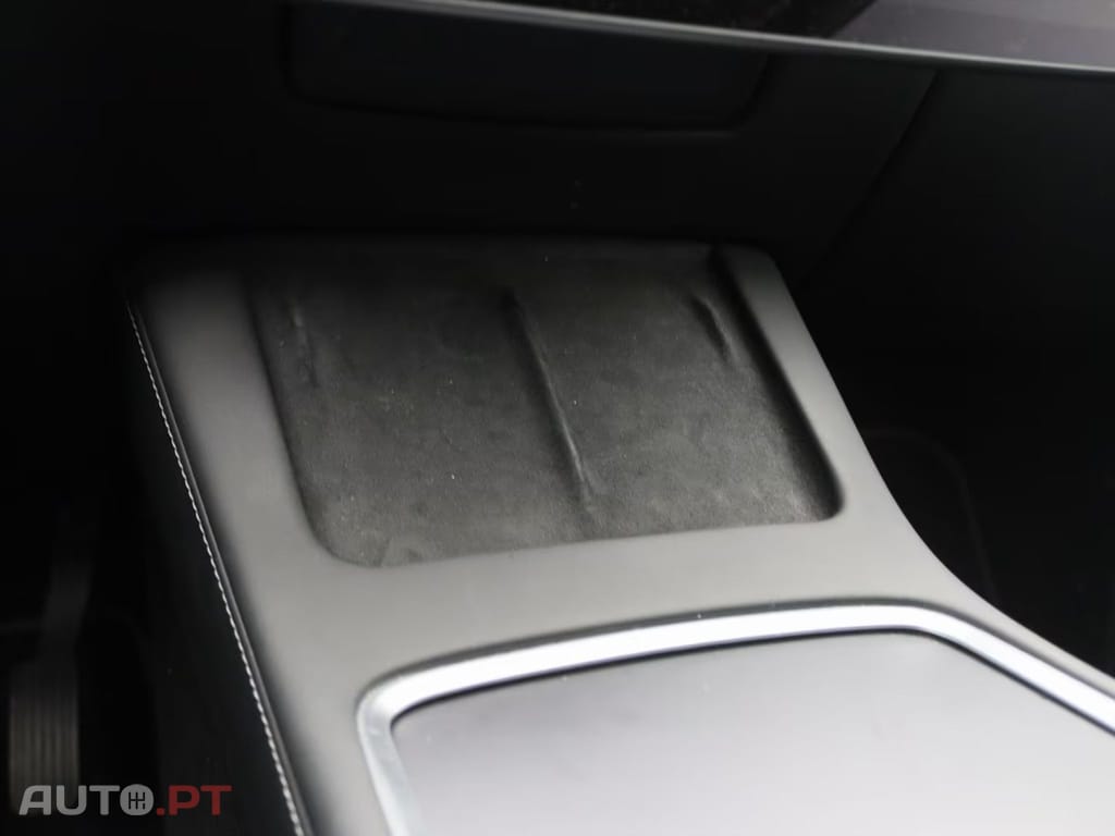 Tesla Model Y Standard RWD Plus 95% I.V.A DEDUTIVEL