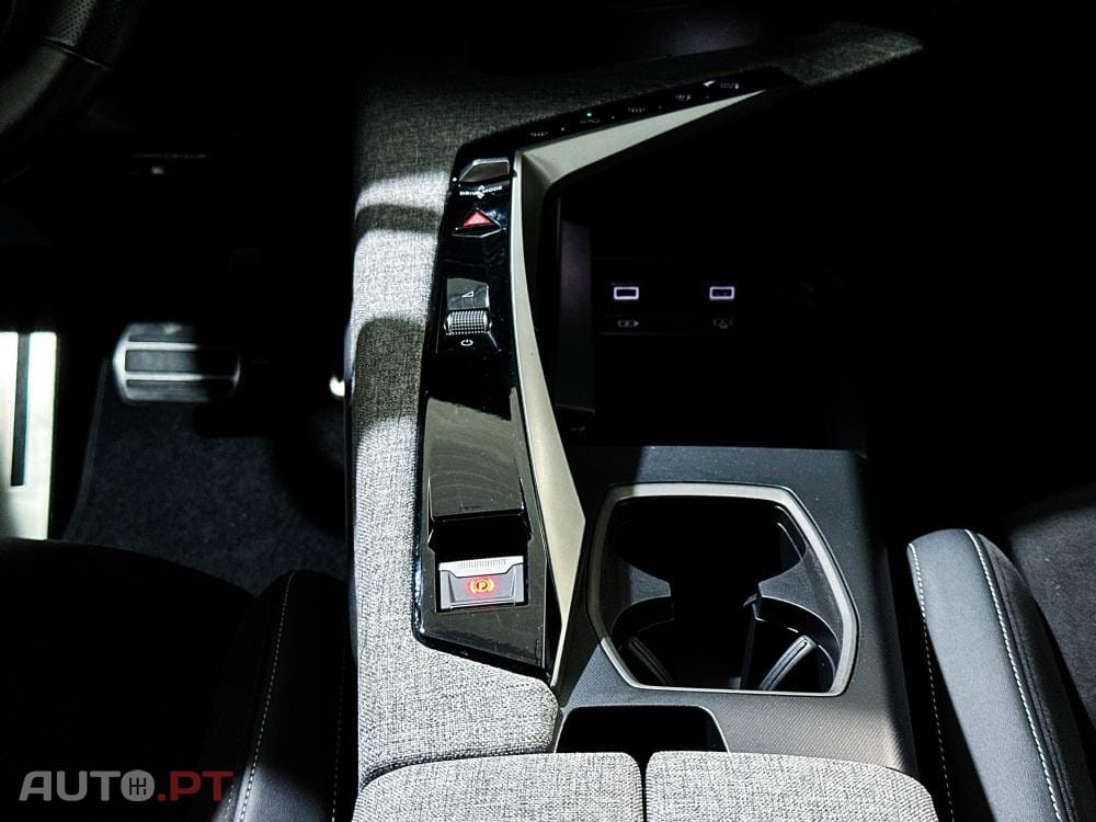 Peugeot 3008 1.2 e-Hybrid GT Pack