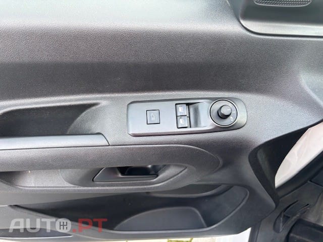 Peugeot Partner 1.6 BlueHDi Confort