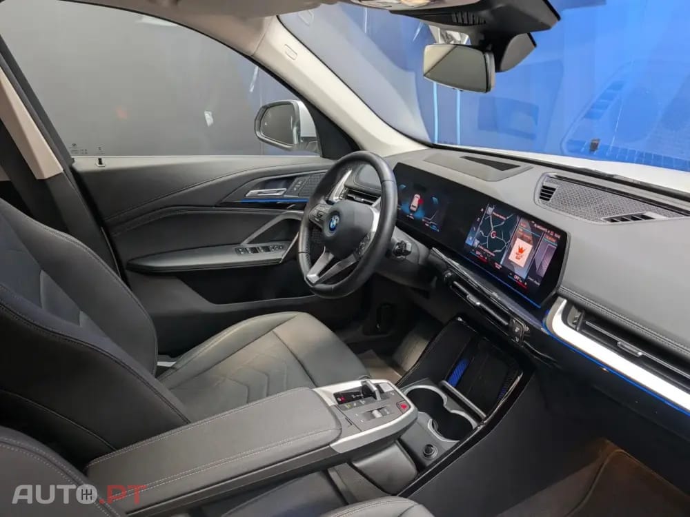 BMW X1 xDrive25e xLine — fotografia 48