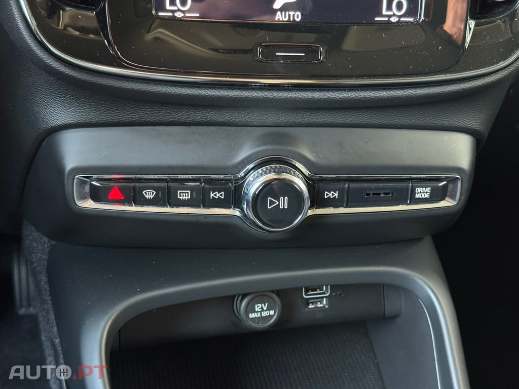 Volvo XC40 1.5 T5 PHEV Inscription Expression