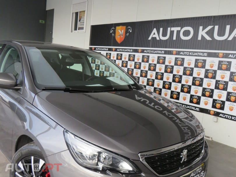 Peugeot 308 1.5 BlueHDi Business Line