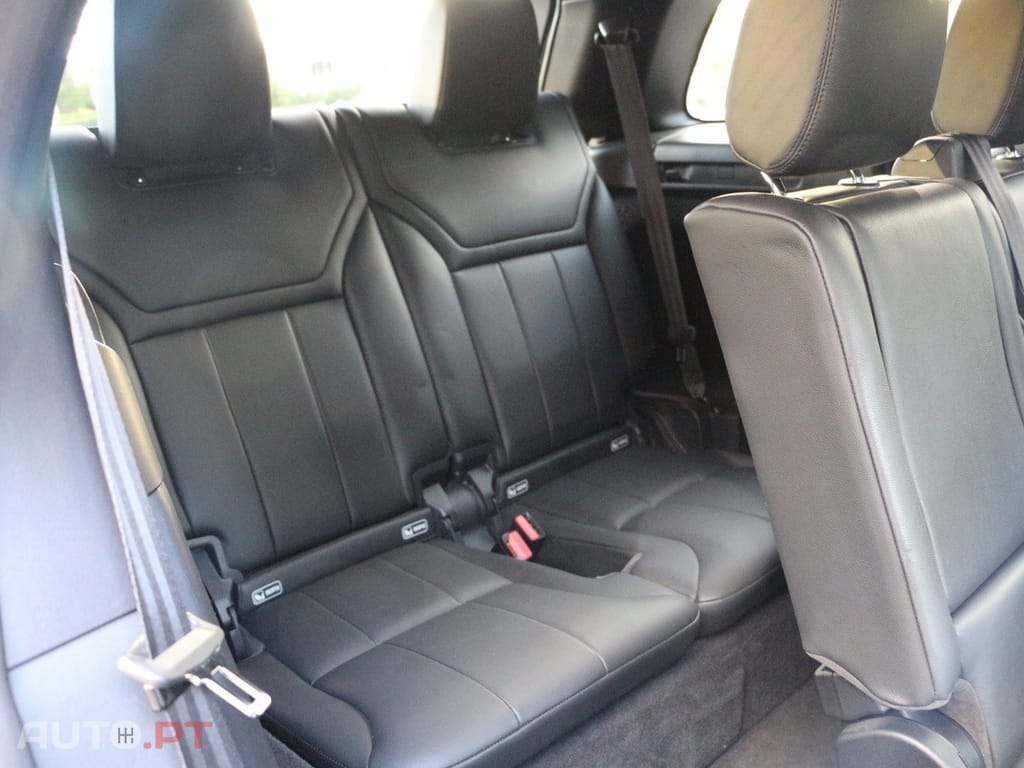 Land Rover Discovery 2.0 SD4 HSE Luxury Auto