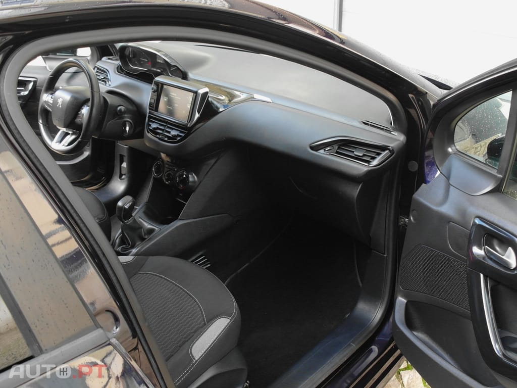 Peugeot 208 1.2 PureTech Active