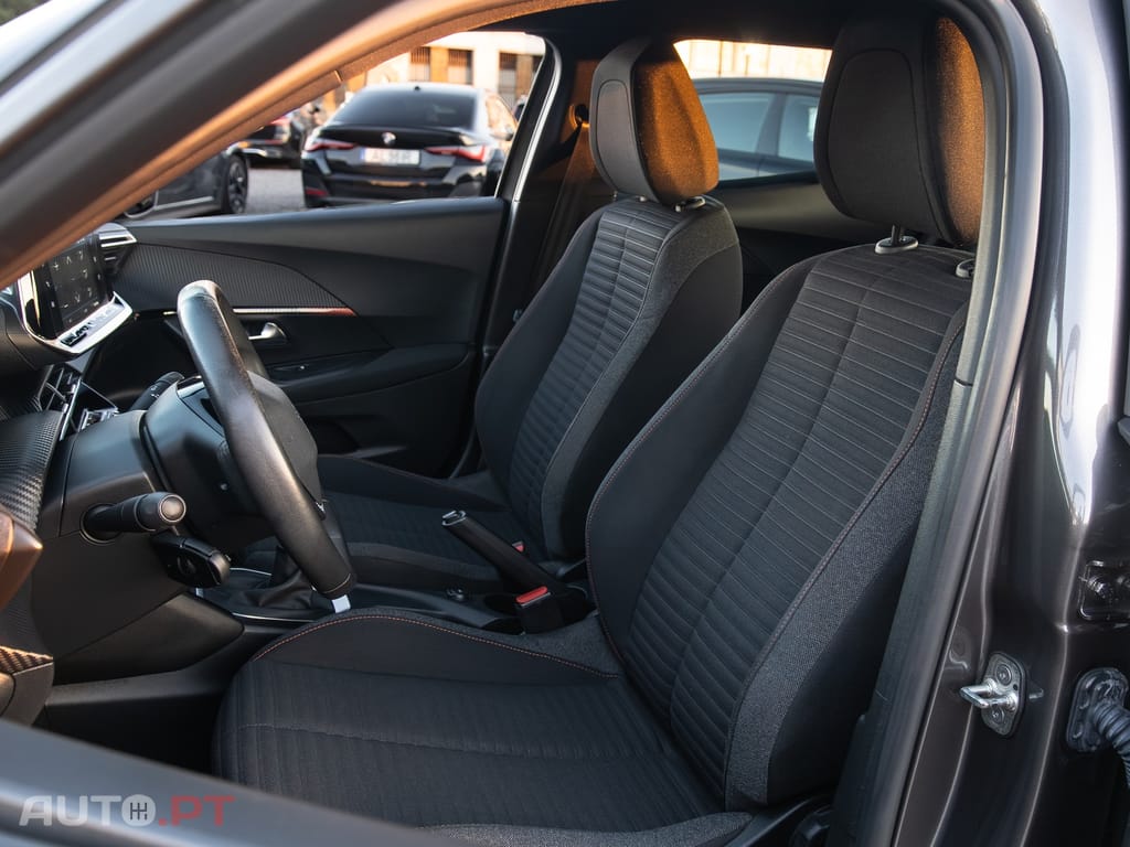 Peugeot 2008 1.2 PureTech Active Pack