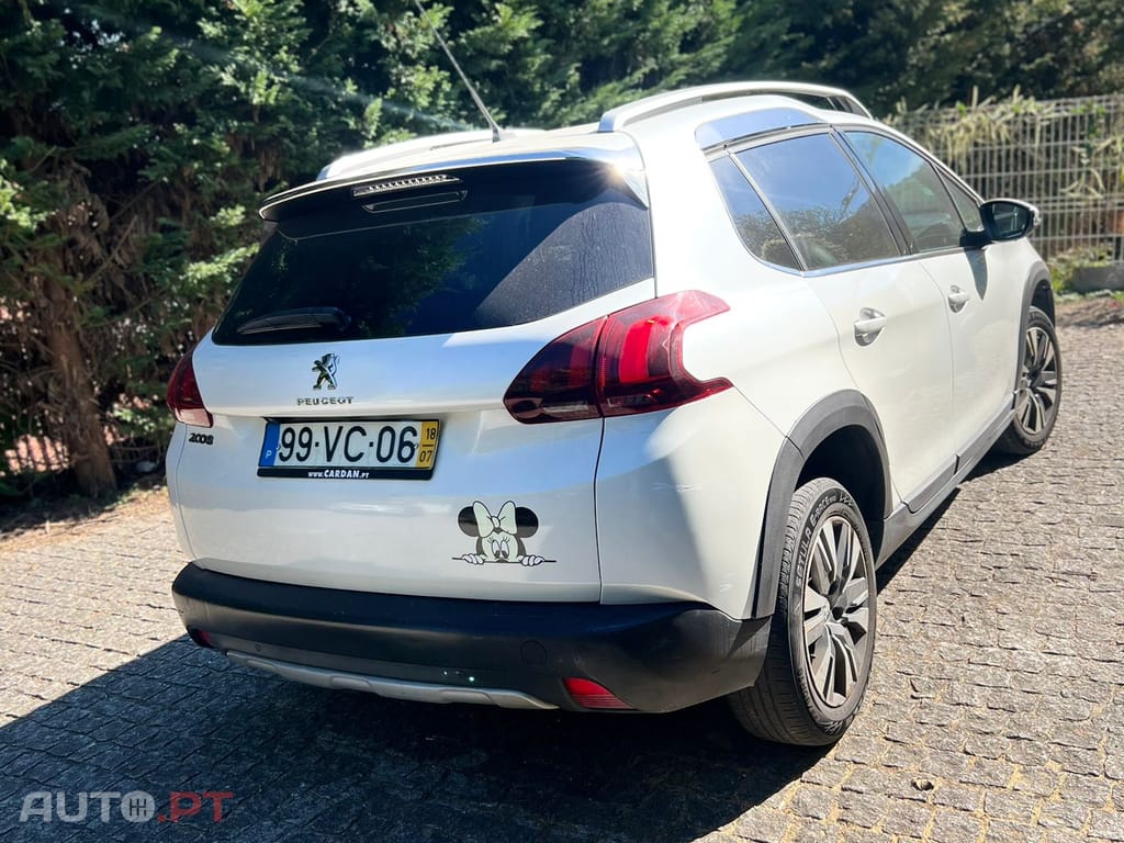 Peugeot 2008 1.2 Pure tech