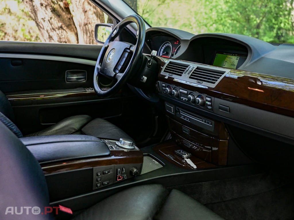 BMW 745 d