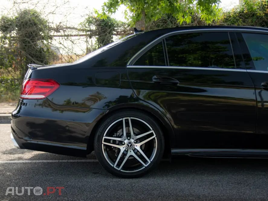 Mercedes-Benz E 220 BlueTEC 9G-TRONIC Avantgarde