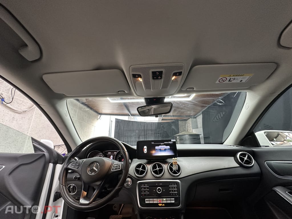 Mercedes-Benz CLA 200 d