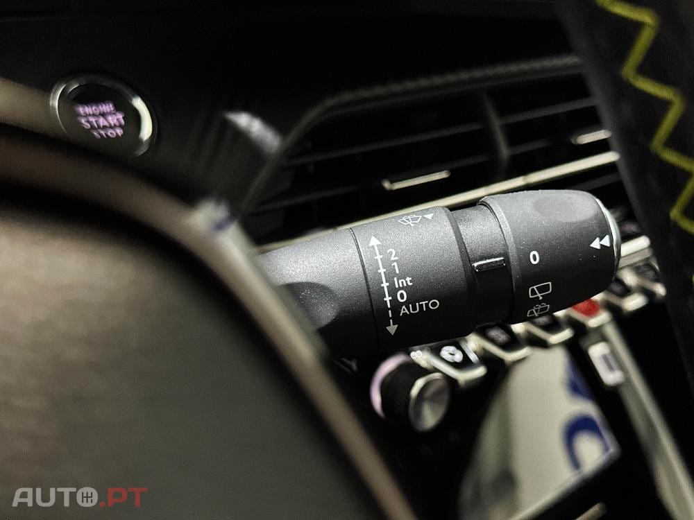 Peugeot E-208 51 kWh GT